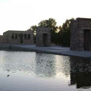 Temple of Debod Photo, Madrid, Spain 