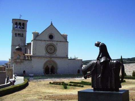 The Basilica of St. Francis Photo - Assisi, Italy 