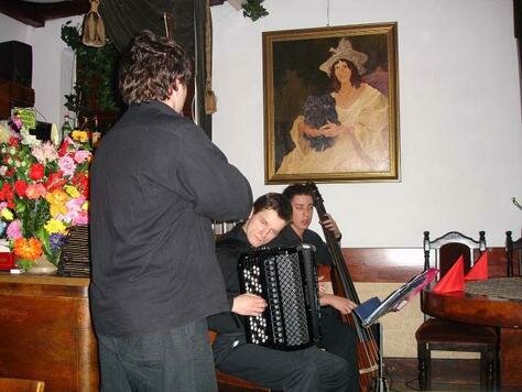 Music While You Work (er Eat) Photo - Ariel, Krakow, Poland 