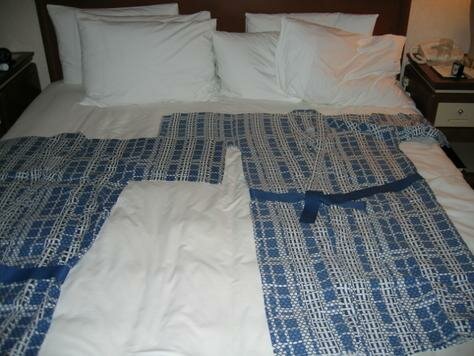 You can travel with very little Photo - Hilton Osaka, Osaka, Japan 