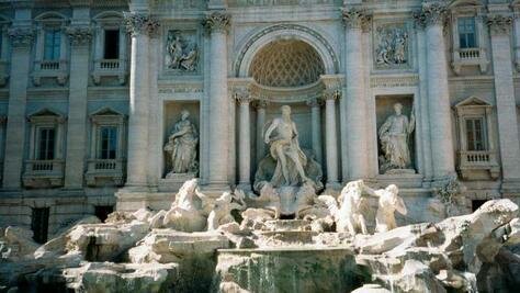 Trevi Fountain Photo - Hotel Fontana, Rome, Italy 