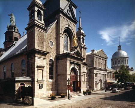 Marguerite-Bourgeoys Museum/Notre-Dame Bonsecours Photo - Chapelle Notre - Dame -de- Bonsecours Muse Marguerite Bourgeois, Montreal, Quebec 