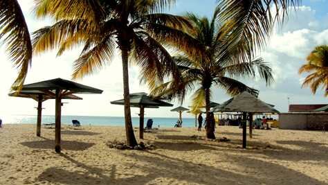Turner's Beach, Antigua Photo - Turners Beach, Antigua, Guatemala 