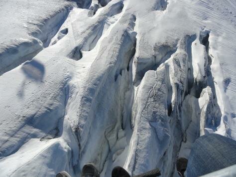 Flying over the glaciers Photo - Mount Titlis, Lucerne, Switzerland 